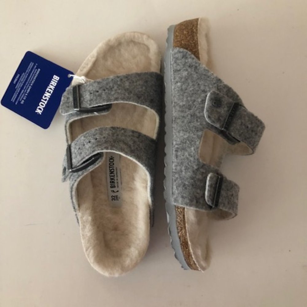 BIRKENSTOCK Arizona Rivet comfortable Sandal for boy or girl. Size: 1, 1.5 - Picture 4 of 13